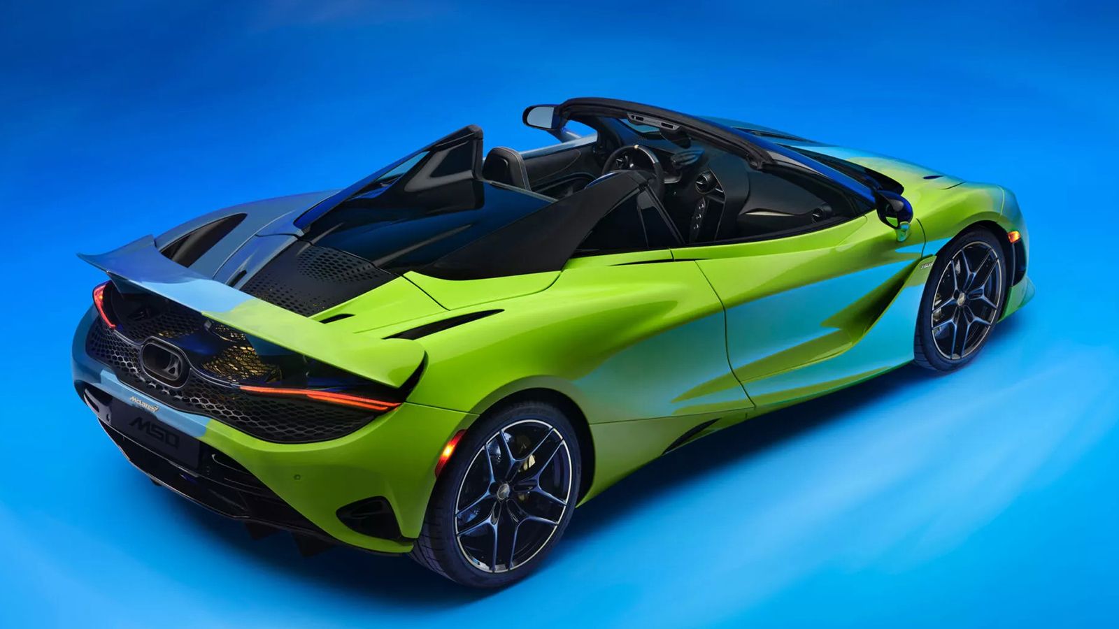 McLaren βάφεται από ζωγράφο αφηρημένης τέχνης & μπαίνει στην παραγωγή!